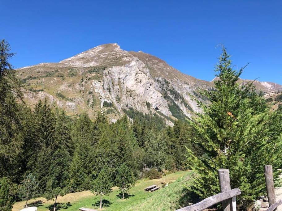 Appartamento Ampio Giardino Adiacente Piste Sci 4/6 Posti Letto La Thuile Zewnętrze zdjęcie